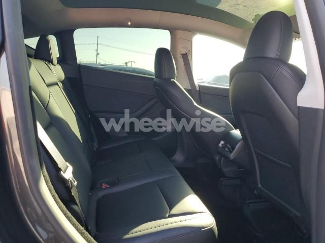 Photo 10 of 2024 TESLA MODEL Y (VIN 7SAYGDEE5RF085770)
