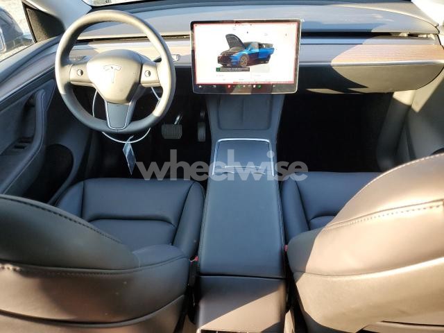 Photo 5 of 2024 TESLA MODEL Y (VIN 7SAYGDEE5RF199039)
