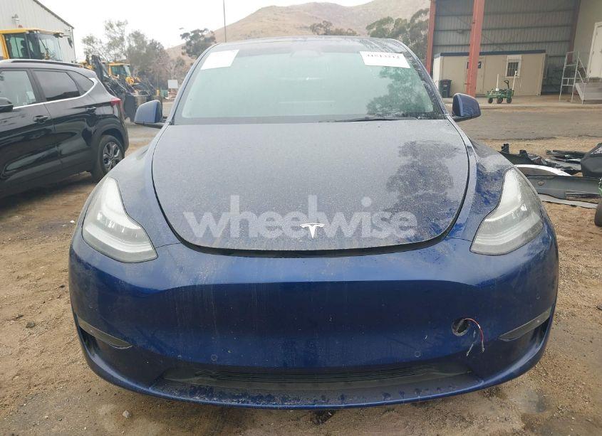 Photo 13 of 2022 Tesla Model Y LONG RANGE DUAL MOTOR ALL-WHEEL DRIVE (VIN 7SAYGDEE6NA021115)
