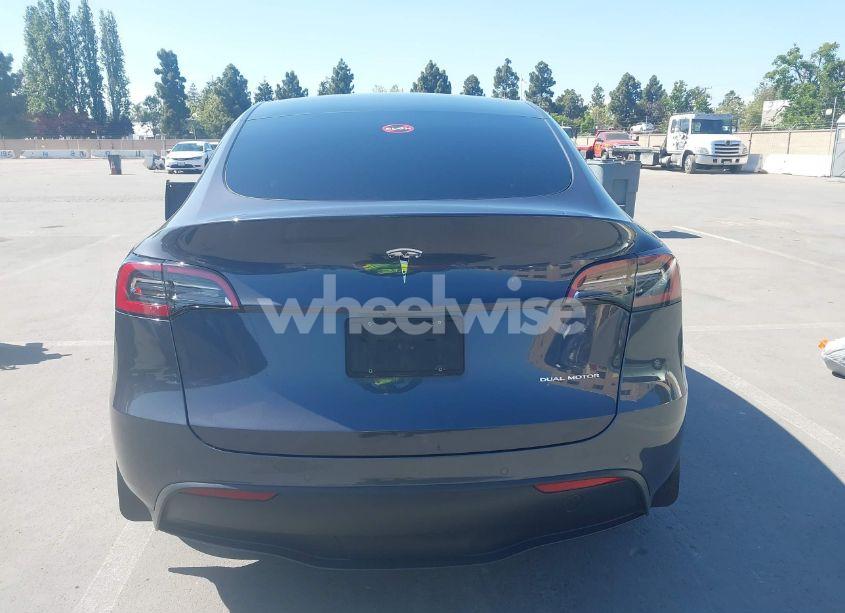 Photo 16 of 2022 Tesla Model Y LONG RANGE DUAL MOTOR ALL-WHEEL DRIVE (VIN 7SAYGDEE6NF344583)