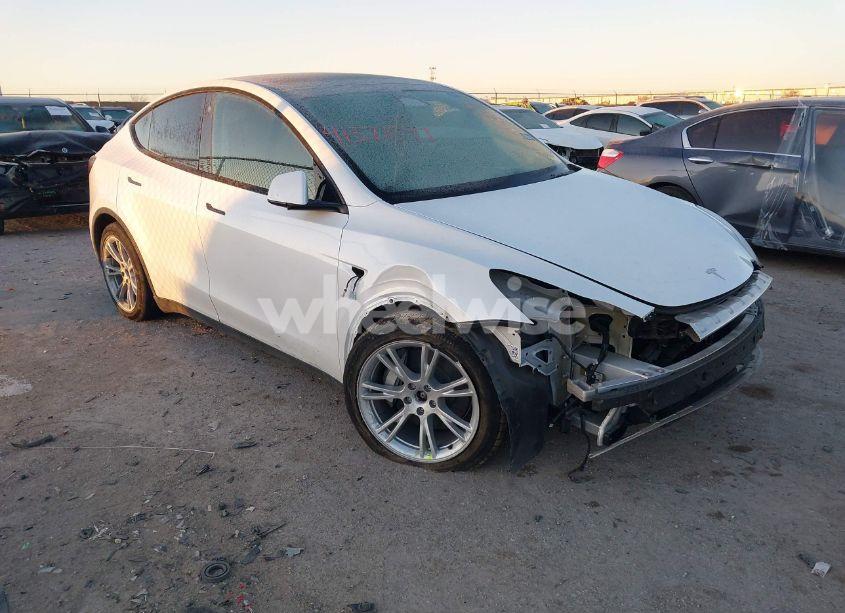 2023 Tesla Model Y AWD/LONG RANGE DUAL MOTOR ALL-WHEEL DRIVE (VIN 7SAYGDEE6PA061228) main photo