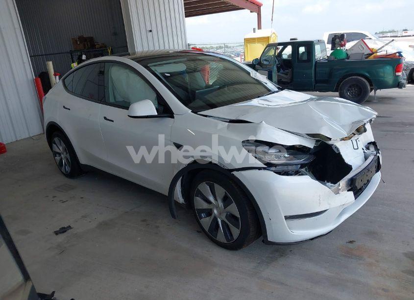 2023 Tesla Model Y AWD/LONG RANGE DUAL MOTOR ALL-WHEEL DRIVE (VIN 7SAYGDEE6PA088073) main photo