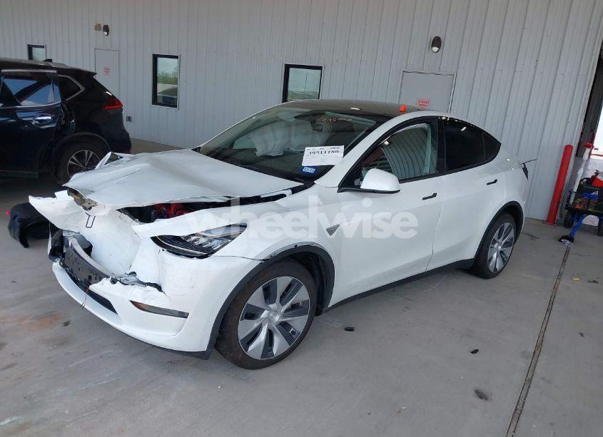 Photo 2 of 2023 Tesla Model Y AWD/LONG RANGE DUAL MOTOR ALL-WHEEL DRIVE (VIN 7SAYGDEE6PA088073)