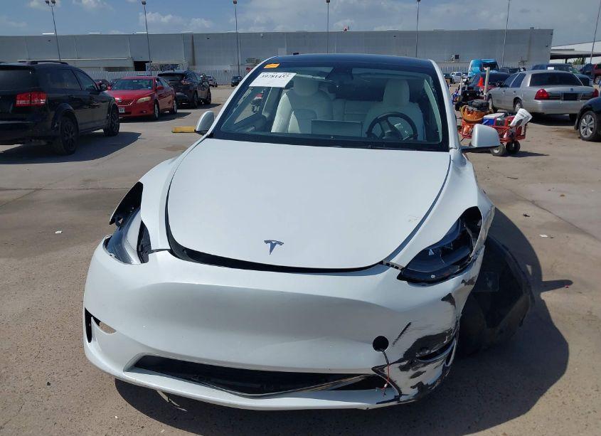 Photo 11 of 2023 Tesla Model Y AWD/LONG RANGE DUAL MOTOR ALL-WHEEL DRIVE (VIN 7SAYGDEE6PF632347)