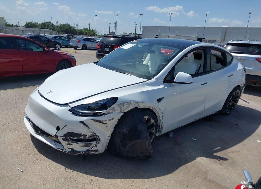 Photo 2 of 2023 Tesla Model Y AWD/LONG RANGE DUAL MOTOR ALL-WHEEL DRIVE (VIN 7SAYGDEE6PF632347)