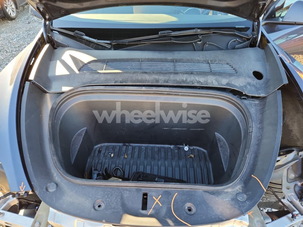 Photo 11 of 2023 TESLA MODEL Y (VIN 7SAYGDEE6PF669849)