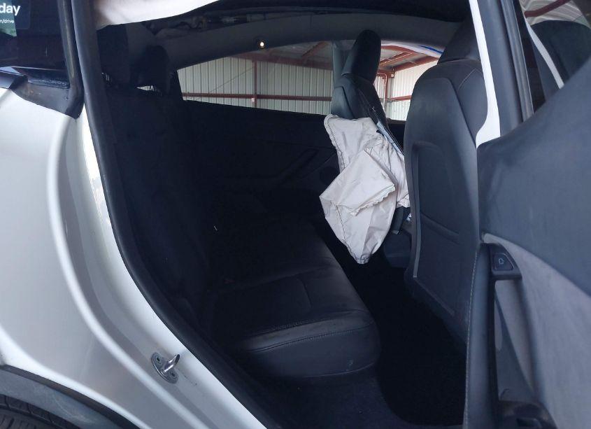 Photo 8 of 2023 Tesla Model Y AWD/LONG RANGE DUAL MOTOR ALL-WHEEL DRIVE (VIN 7SAYGDEE6PF742623)