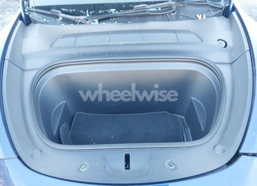 Photo 10 of 2023 Tesla Model Y AWD/LONG RANGE DUAL MOTOR ALL-WHEEL DRIVE (VIN 7SAYGDEE6PF804764)