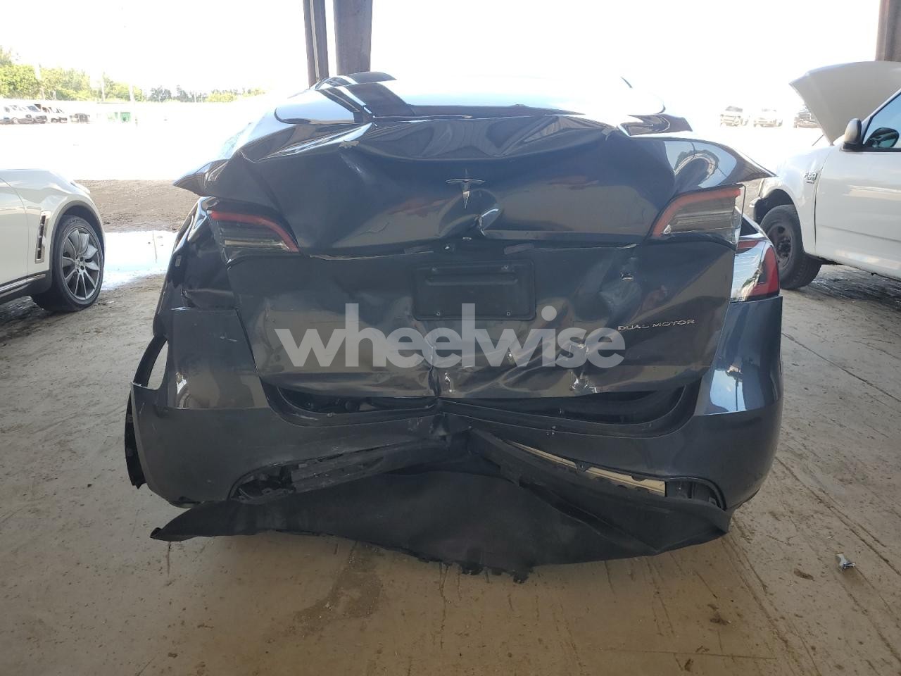 Photo 6 of 2023 TESLA MODEL Y (VIN 7SAYGDEE6PF866603)