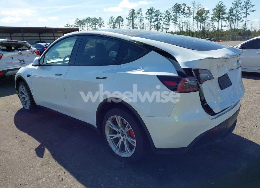Photo 3 of 2023 Tesla Model Y AWD/LONG RANGE DUAL MOTOR ALL-WHEEL DRIVE (VIN 7SAYGDEE6PF873695)