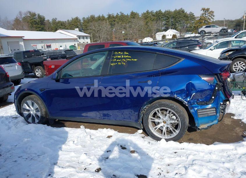 Photo 15 of 2023 Tesla Model Y AWD/LONG RANGE DUAL MOTOR ALL-WHEEL DRIVE (VIN 7SAYGDEE6PF890254)