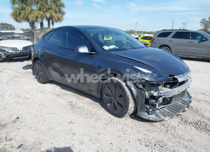2023 Tesla Model Y AWD/LONG RANGE DUAL MOTOR ALL-WHEEL DRIVE (VIN 7SAYGDEE6PF942921) main photo