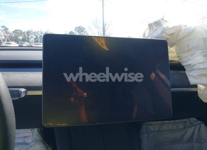 Photo 16 of 2023 Tesla Model Y AWD/LONG RANGE DUAL MOTOR ALL-WHEEL DRIVE (VIN 7SAYGDEE6PF942921)