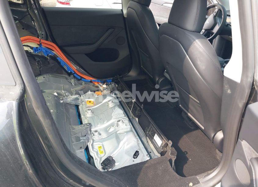 Photo 8 of 2024 Tesla Model Y LONG RANGE DUAL MOTOR ALL-WHEEL DRIVE (VIN 7SAYGDEE6RA226536)