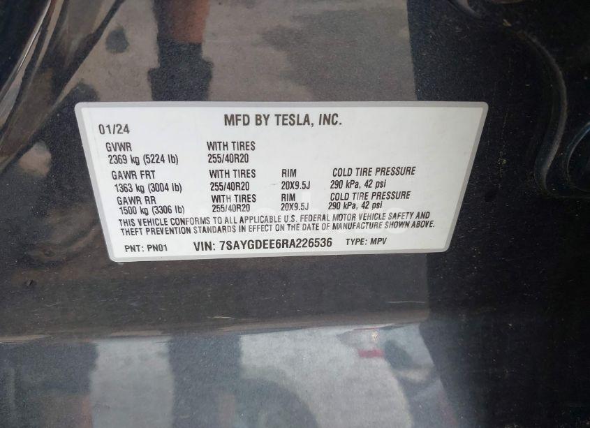 Photo 9 of 2024 Tesla Model Y LONG RANGE DUAL MOTOR ALL-WHEEL DRIVE (VIN 7SAYGDEE6RA226536)