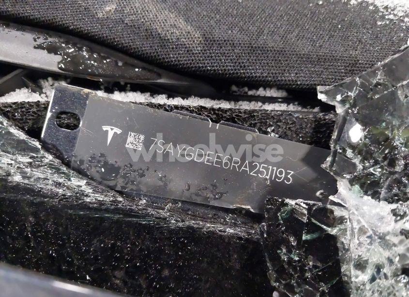 Photo 9 of 2024 Tesla Model Y LONG RANGE DUAL MOTOR ALL-WHEEL DRIVE (VIN 7SAYGDEE6RA251193)