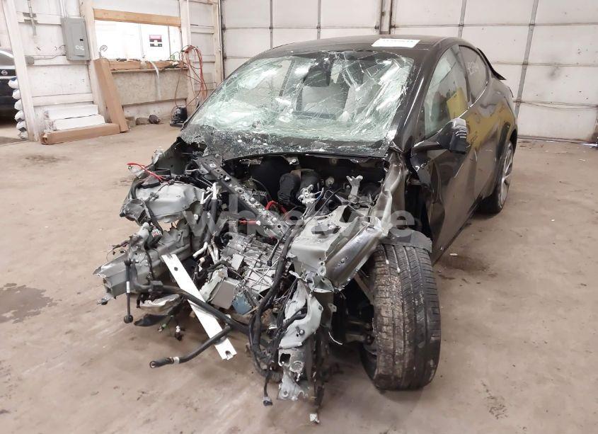 Photo 2 of 2024 Tesla Model Y LONG RANGE DUAL MOTOR ALL-WHEEL DRIVE (VIN 7SAYGDEE6RA288826)