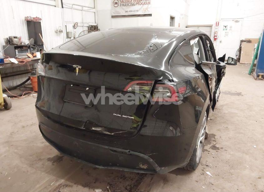 Photo 4 of 2024 Tesla Model Y LONG RANGE DUAL MOTOR ALL-WHEEL DRIVE (VIN 7SAYGDEE6RA288826)