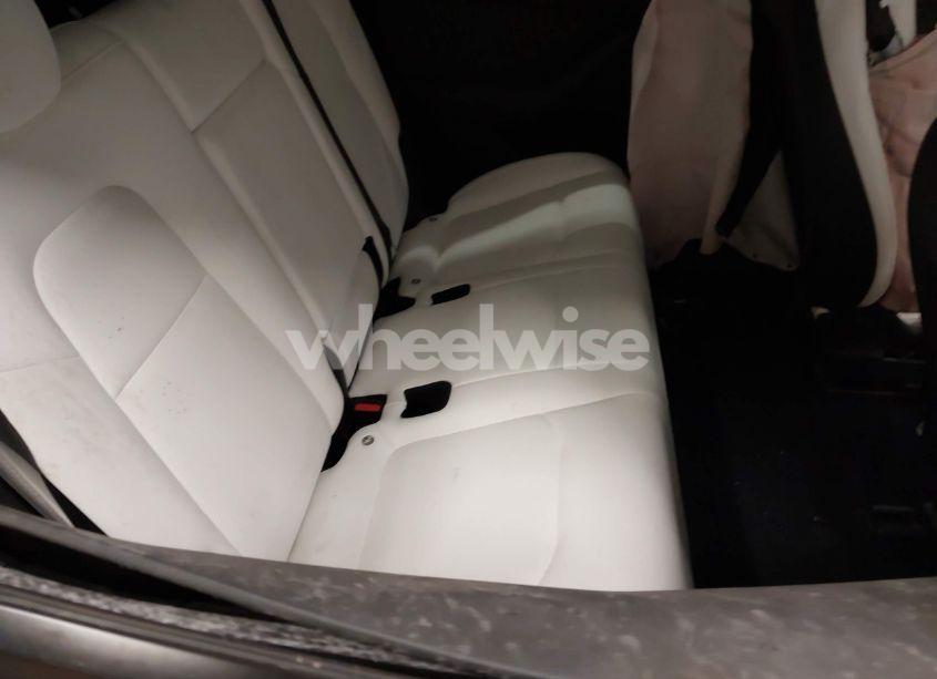 Photo 8 of 2024 Tesla Model Y LONG RANGE DUAL MOTOR ALL-WHEEL DRIVE (VIN 7SAYGDEE6RA288826)