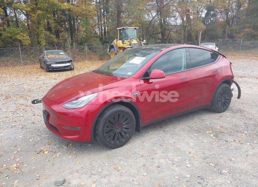 Photo 2 of 2024 Tesla Model Y LONG RANGE DUAL MOTOR ALL-WHEEL DRIVE (VIN 7SAYGDEE6RA310761)