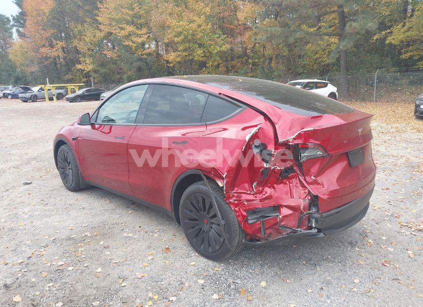 Photo 3 of 2024 Tesla Model Y LONG RANGE DUAL MOTOR ALL-WHEEL DRIVE (VIN 7SAYGDEE6RA310761)