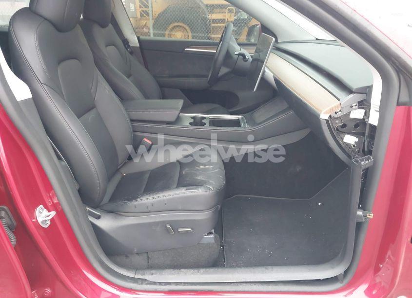 Photo 5 of 2024 Tesla Model Y LONG RANGE DUAL MOTOR ALL-WHEEL DRIVE (VIN 7SAYGDEE6RF076107)