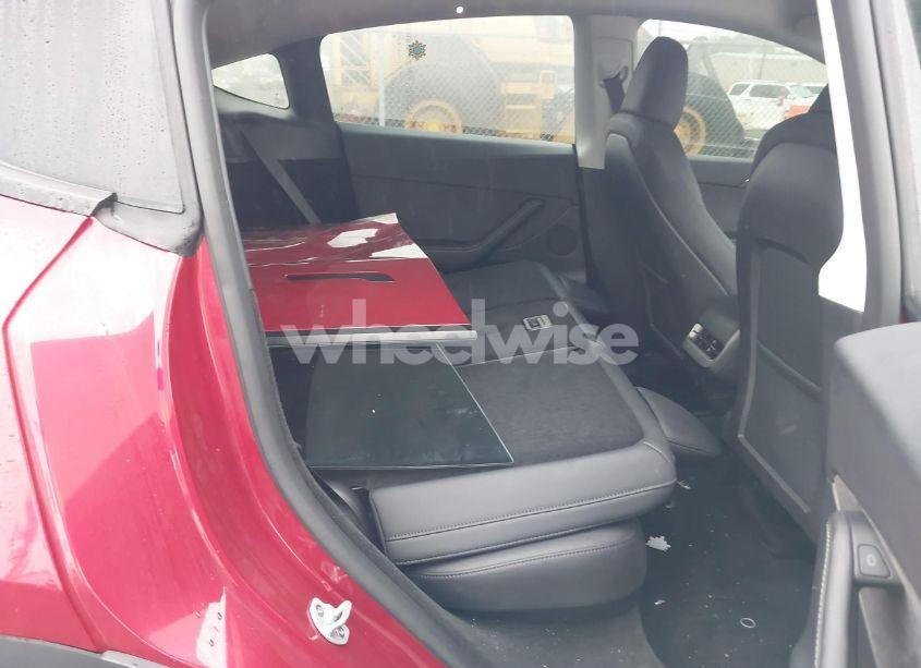 Photo 8 of 2024 Tesla Model Y LONG RANGE DUAL MOTOR ALL-WHEEL DRIVE (VIN 7SAYGDEE6RF076107)