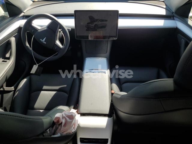Photo 14 of 2024 TESLA MODEL Y (VIN 7SAYGDEE6RF083400)