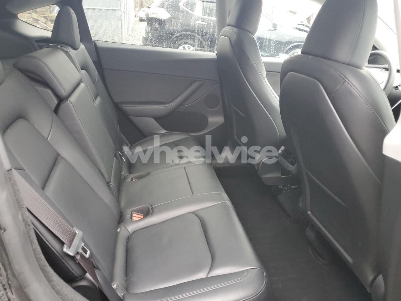 Photo 10 of 2024 TESLA MODEL Y (VIN 7SAYGDEE6RF989661)