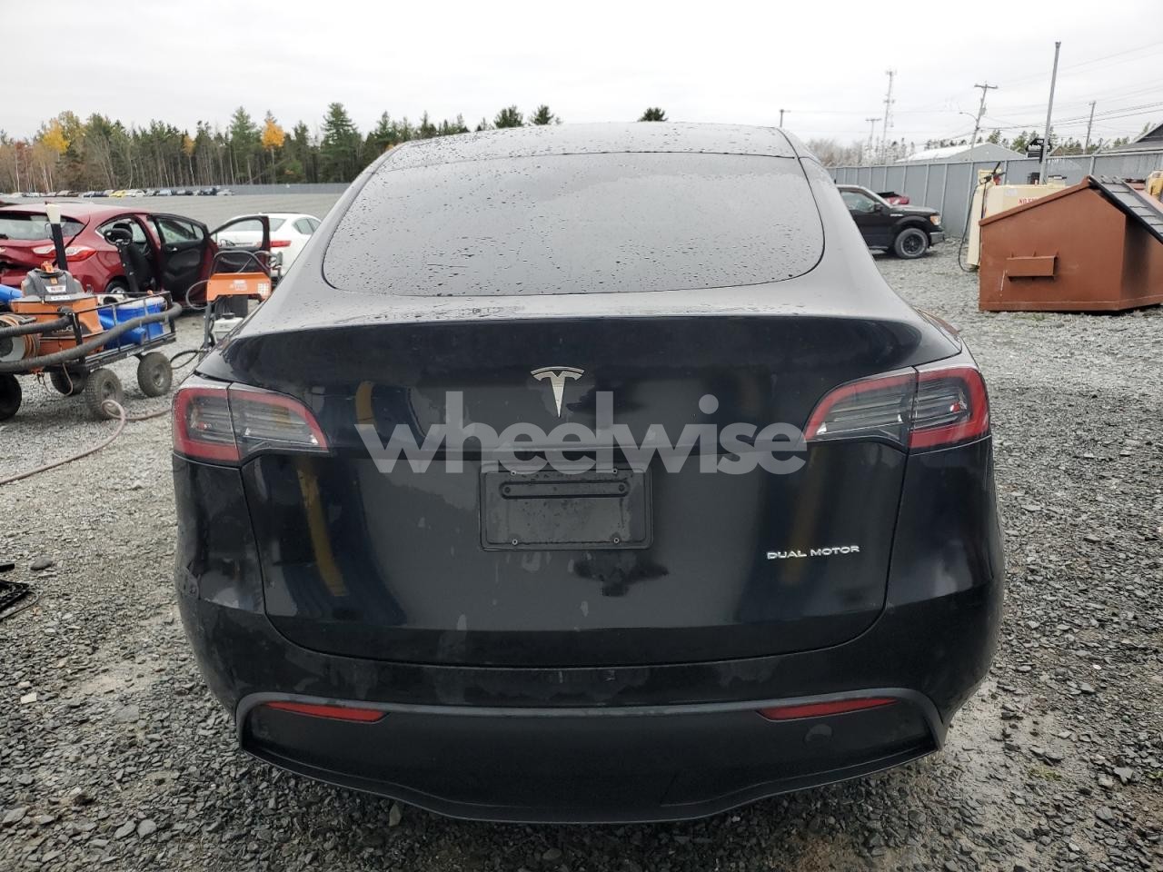 Photo 6 of 2024 TESLA MODEL Y (VIN 7SAYGDEE6RF989661)