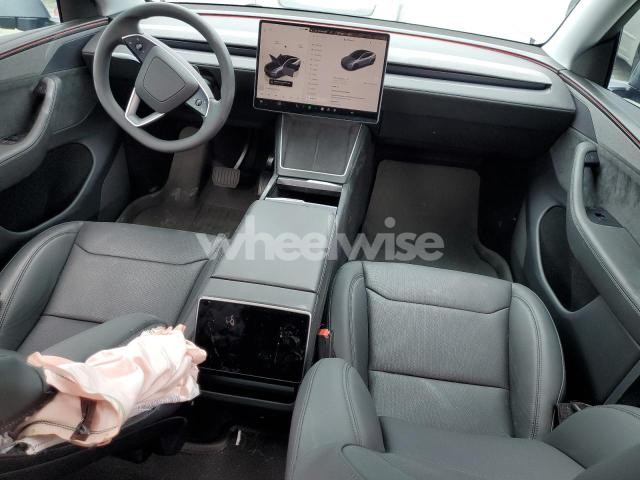 Photo 11 of 2026 TESLA MODEL Y N/A (VIN 7SAYGDEE6TF356360)