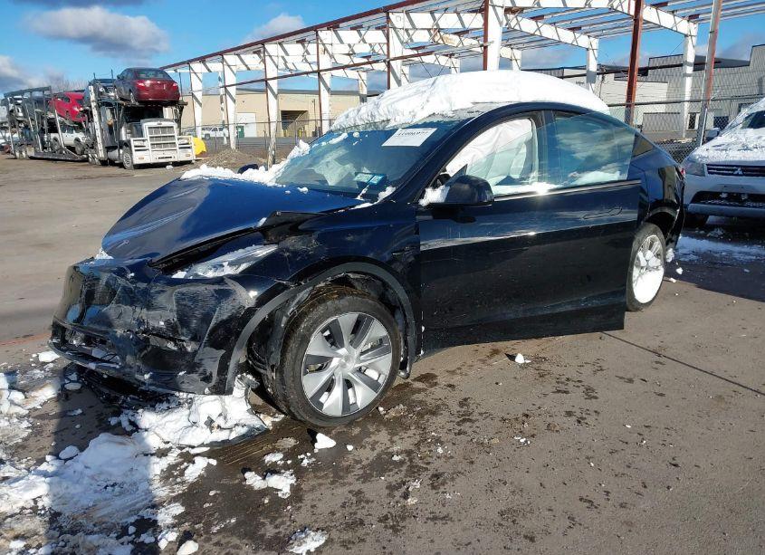 Photo 2 of 2022 Tesla Model Y LONG RANGE DUAL MOTOR ALL-WHEEL DRIVE (VIN 7SAYGDEE7NA005148)