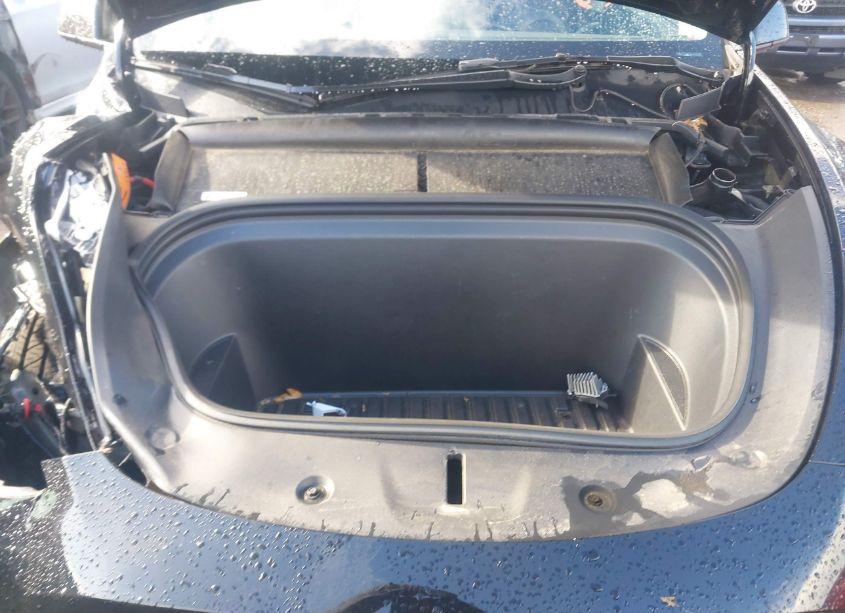 Photo 10 of 2022 Tesla Model Y LONG RANGE DUAL MOTOR ALL-WHEEL DRIVE (VIN 7SAYGDEE7NA008549)