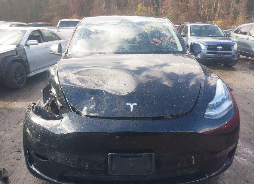 Photo 12 of 2022 Tesla Model Y LONG RANGE DUAL MOTOR ALL-WHEEL DRIVE (VIN 7SAYGDEE7NA008549)
