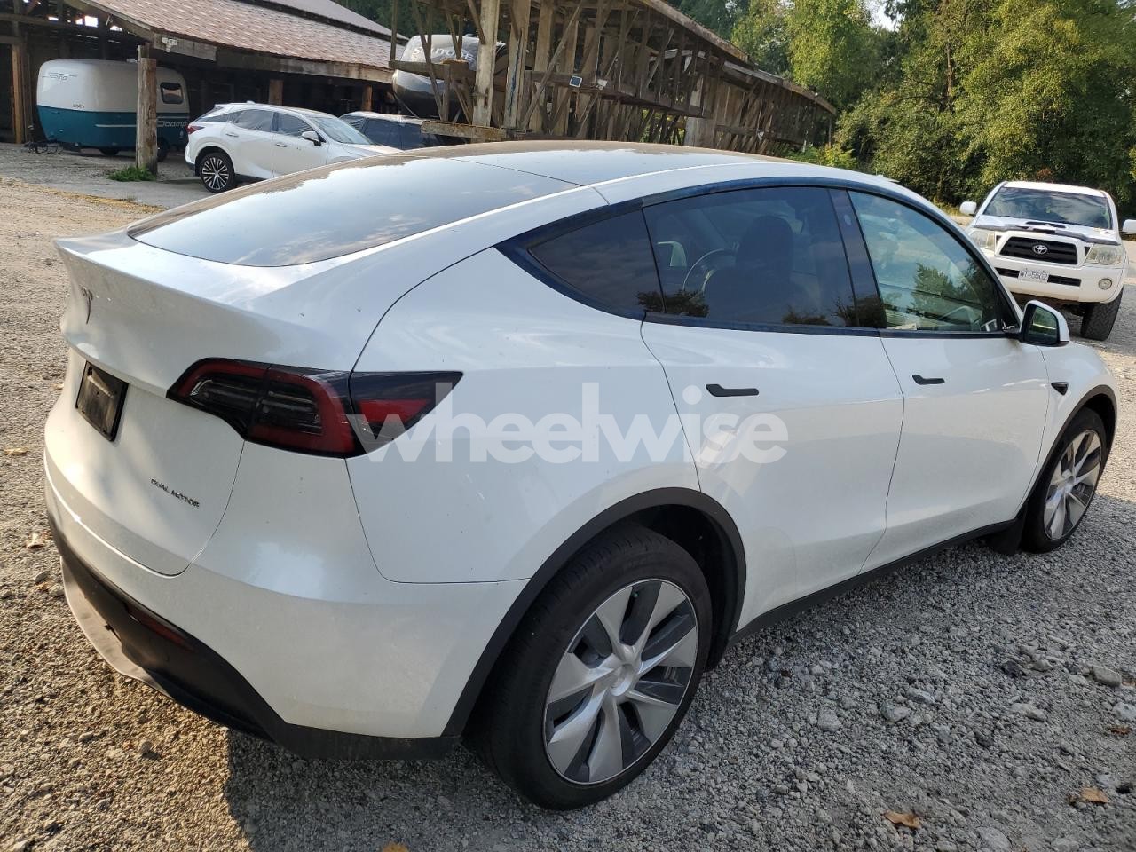 Photo 3 of 2023 TESLA MODEL Y (VIN 7SAYGDEE7NF436897)