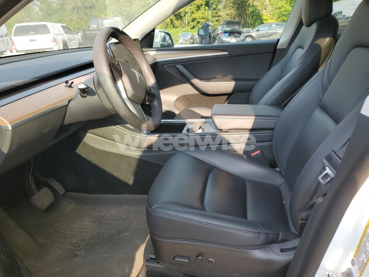 Photo 7 of 2023 TESLA MODEL Y (VIN 7SAYGDEE7NF436897)
