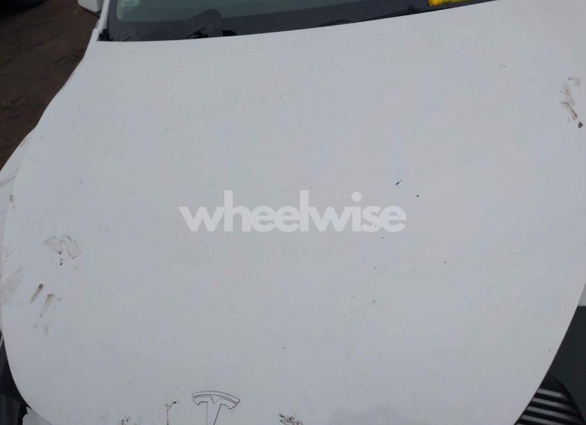 Photo 10 of 2022 Tesla Model Y LONG RANGE DUAL MOTOR ALL-WHEEL DRIVE (VIN 7SAYGDEE7NF447334)