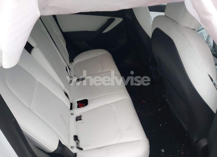 Photo 8 of 2022 Tesla Model Y LONG RANGE DUAL MOTOR ALL-WHEEL DRIVE (VIN 7SAYGDEE7NF447334)