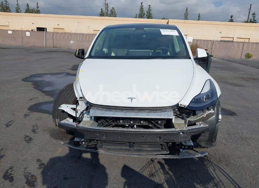 Photo 12 of 2022 Tesla Model Y LONG RANGE DUAL MOTOR ALL-WHEEL DRIVE (VIN 7SAYGDEE7NF557980)