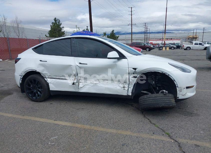 Photo 13 of 2023 Tesla Model Y AWD/LONG RANGE DUAL MOTOR ALL-WHEEL DRIVE (VIN 7SAYGDEE7PA023295)