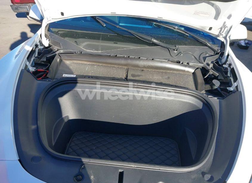 Photo 10 of 2023 Tesla Model Y AWD/LONG RANGE DUAL MOTOR ALL-WHEEL DRIVE (VIN 7SAYGDEE7PA042008)