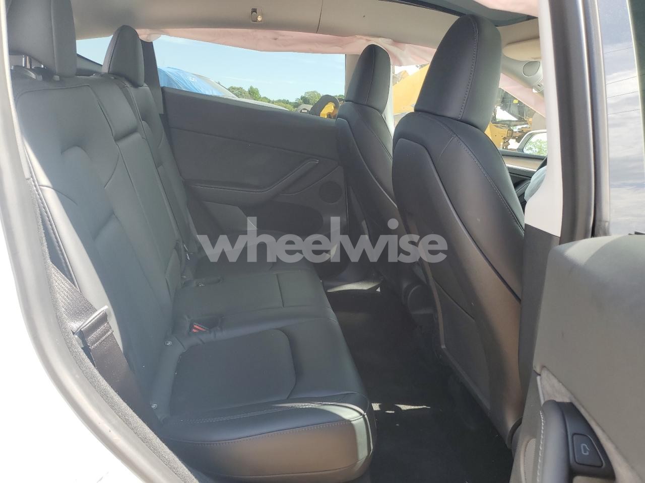 Photo 10 of 2023 TESLA MODEL Y (VIN 7SAYGDEE7PA061402)