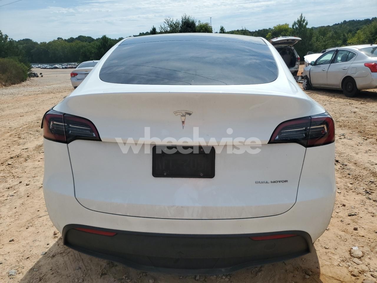 Photo 6 of 2023 TESLA MODEL Y (VIN 7SAYGDEE7PA061402)
