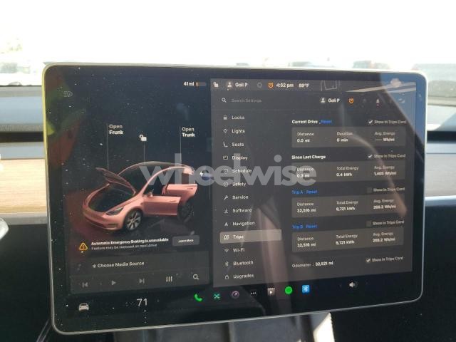 Photo 11 of 2023 TESLA MODEL Y (VIN 7SAYGDEE7PA079382)