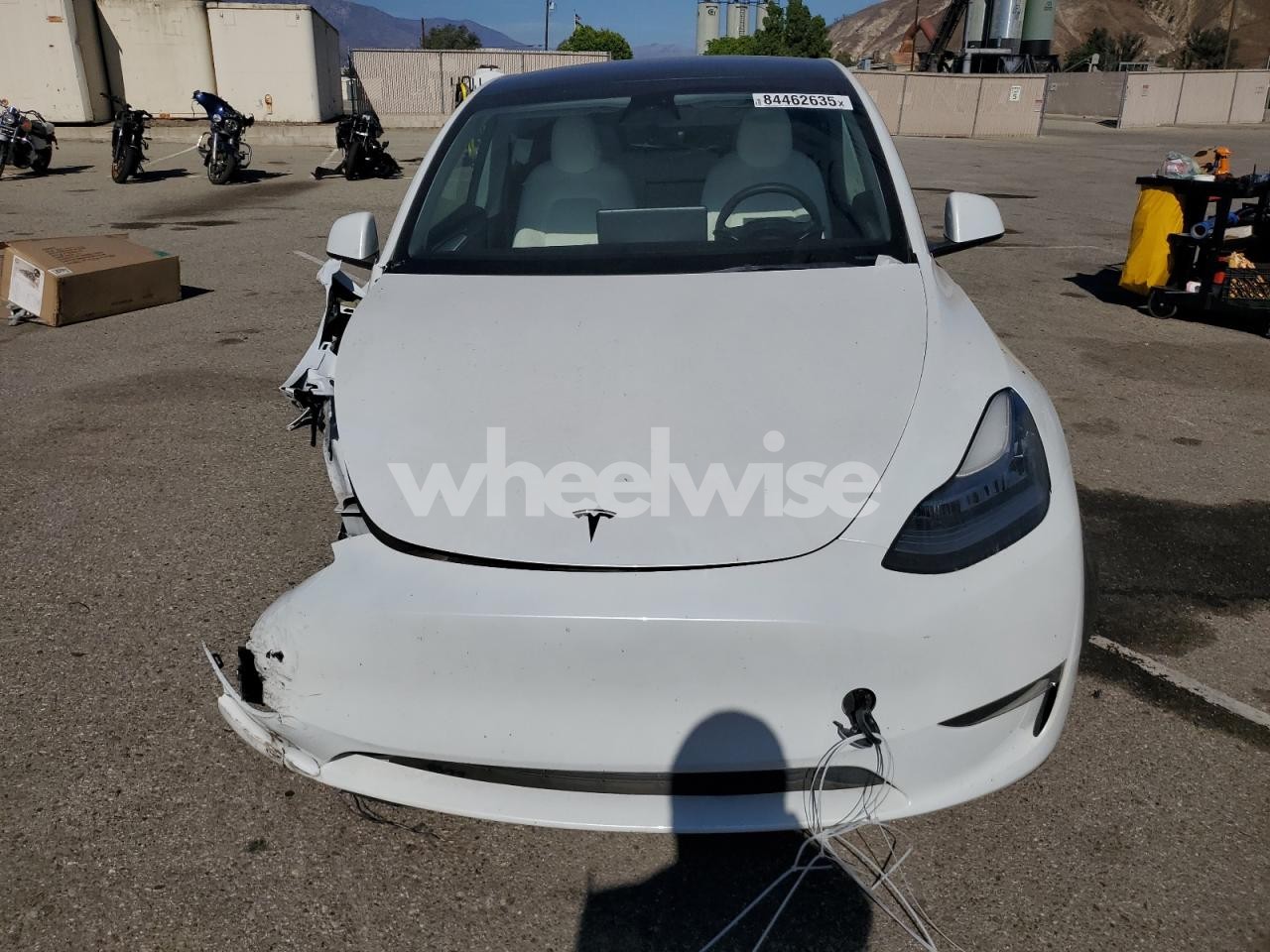 Photo 5 of 2023 TESLA MODEL Y (VIN 7SAYGDEE7PA105009)