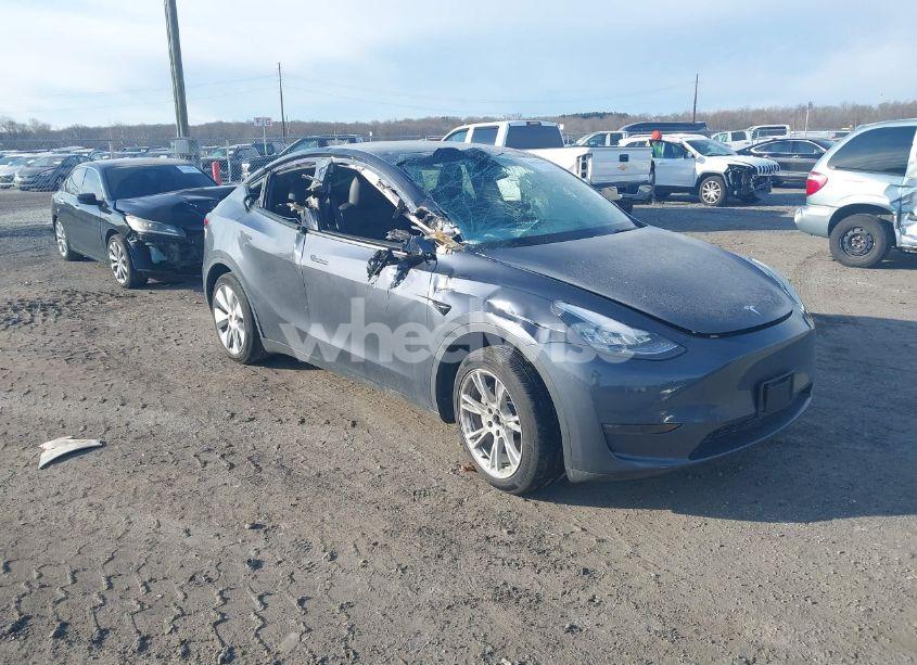 2023 Tesla Model Y AWD/LONG RANGE DUAL MOTOR ALL-WHEEL DRIVE (VIN 7SAYGDEE7PA109299) main photo