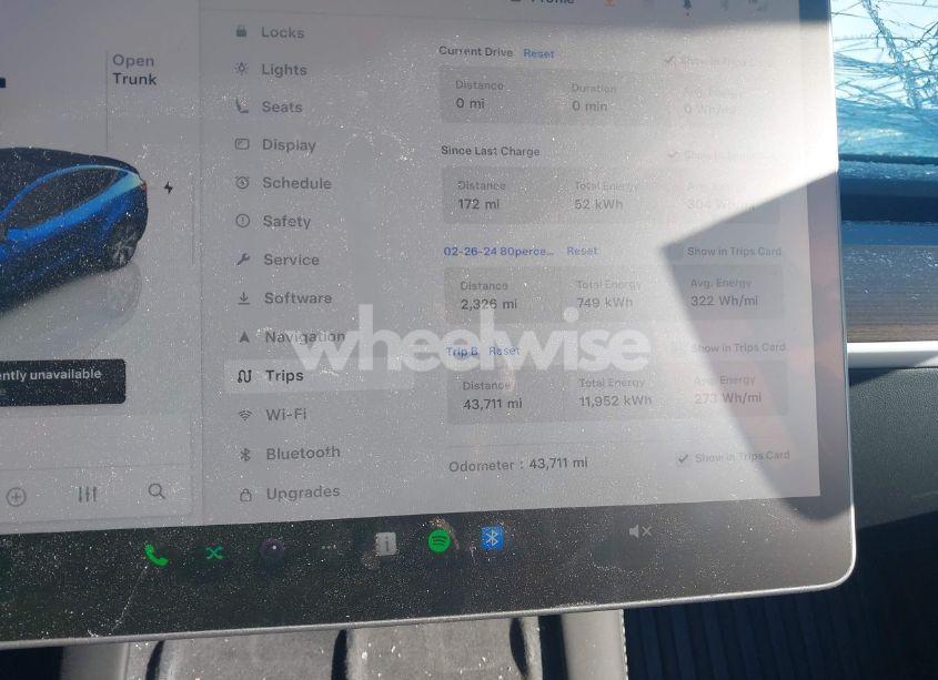 Photo 15 of 2023 Tesla Model Y AWD/LONG RANGE DUAL MOTOR ALL-WHEEL DRIVE (VIN 7SAYGDEE7PA109299)