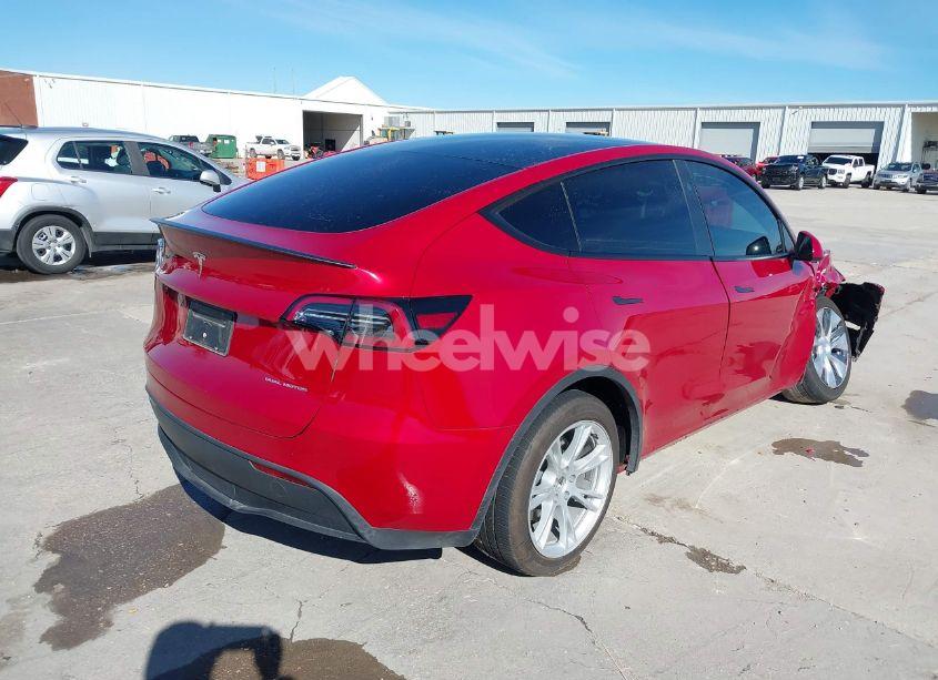Photo 4 of 2023 Tesla Model Y AWD/LONG RANGE DUAL MOTOR ALL-WHEEL DRIVE (VIN 7SAYGDEE7PA137684)