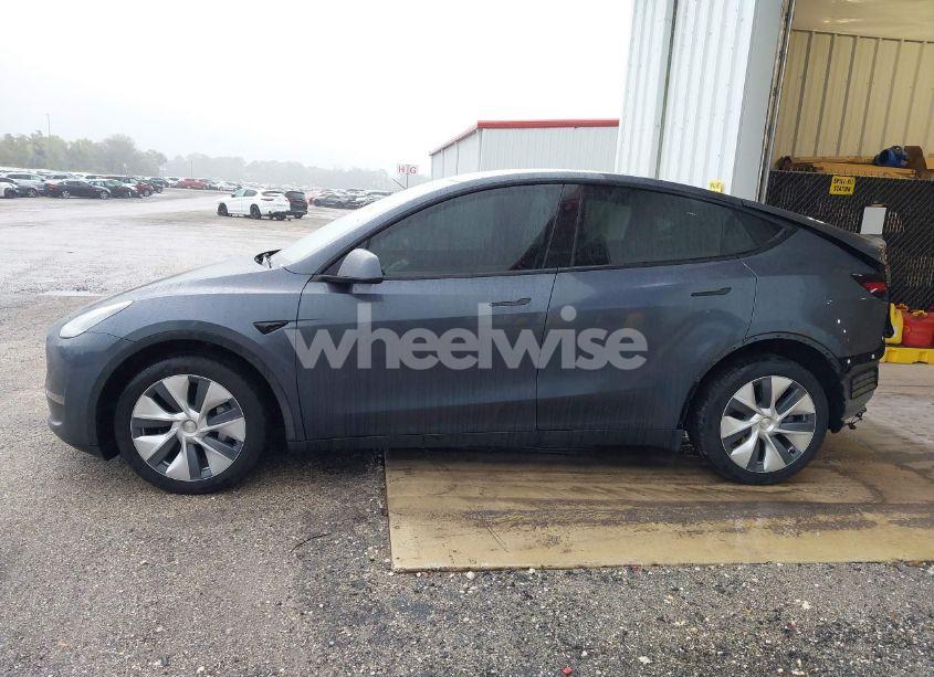 Photo 15 of 2023 Tesla Model Y AWD/LONG RANGE DUAL MOTOR ALL-WHEEL DRIVE (VIN 7SAYGDEE7PA155795)