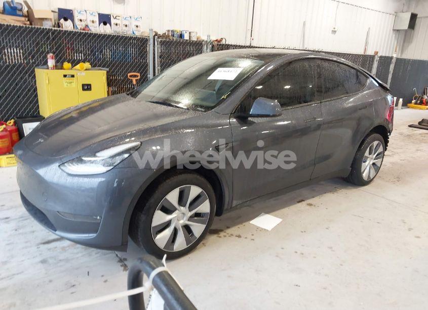 Photo 2 of 2023 Tesla Model Y AWD/LONG RANGE DUAL MOTOR ALL-WHEEL DRIVE (VIN 7SAYGDEE7PA155795)